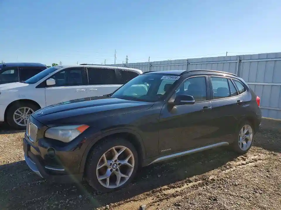 WBAVL1C55DVR83130 2013 BMW X1-0