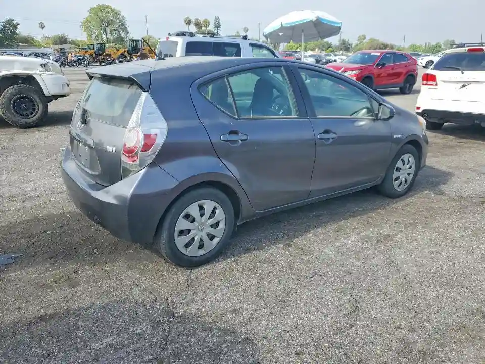 JTDKDTB31E1566305 2014 TOYOTA PRIUS-2