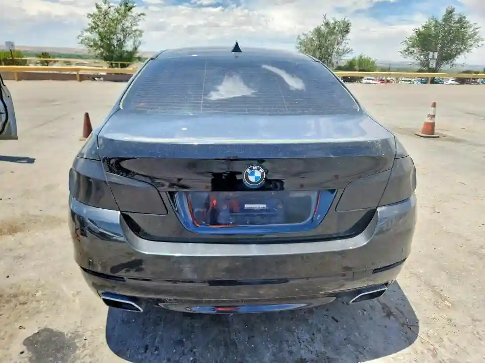 WBAFU9C57BC783374 2011 BMW 5 SERIES-5
