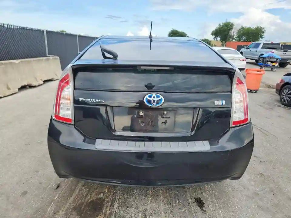 JTDKN3DU6D5602161 2013 TOYOTA PRIUS-5