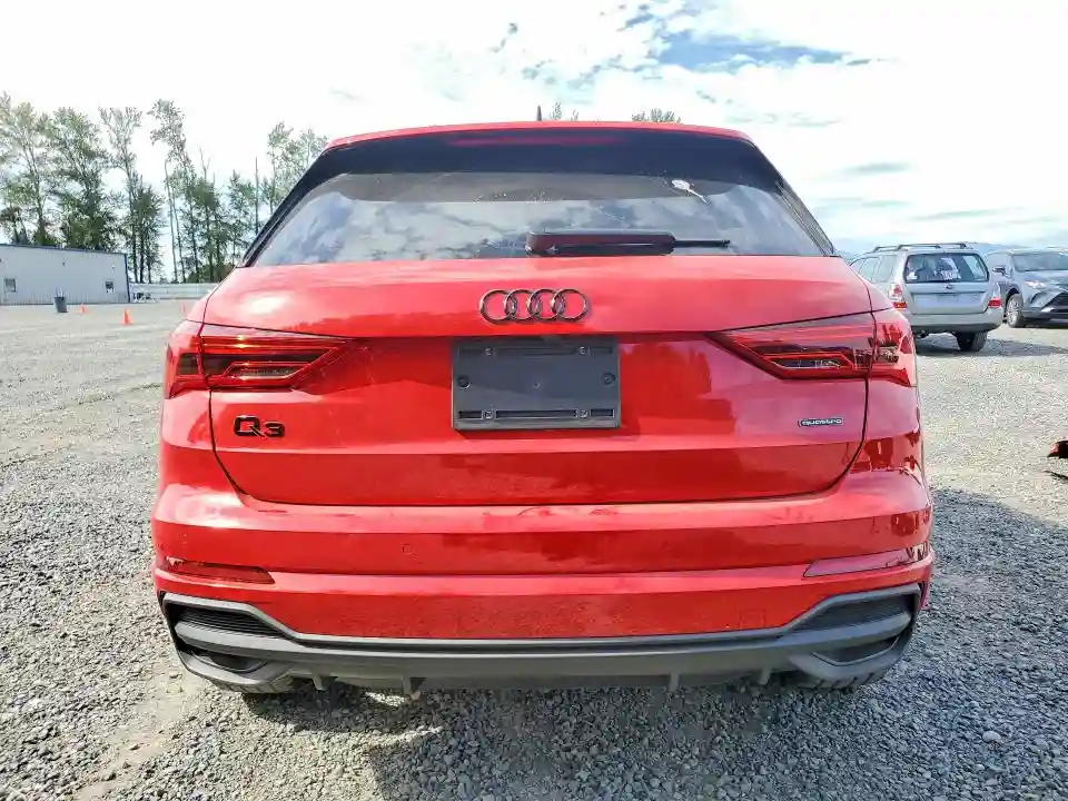 WA1EECF30S1109270 2025 AUDI Q3-5