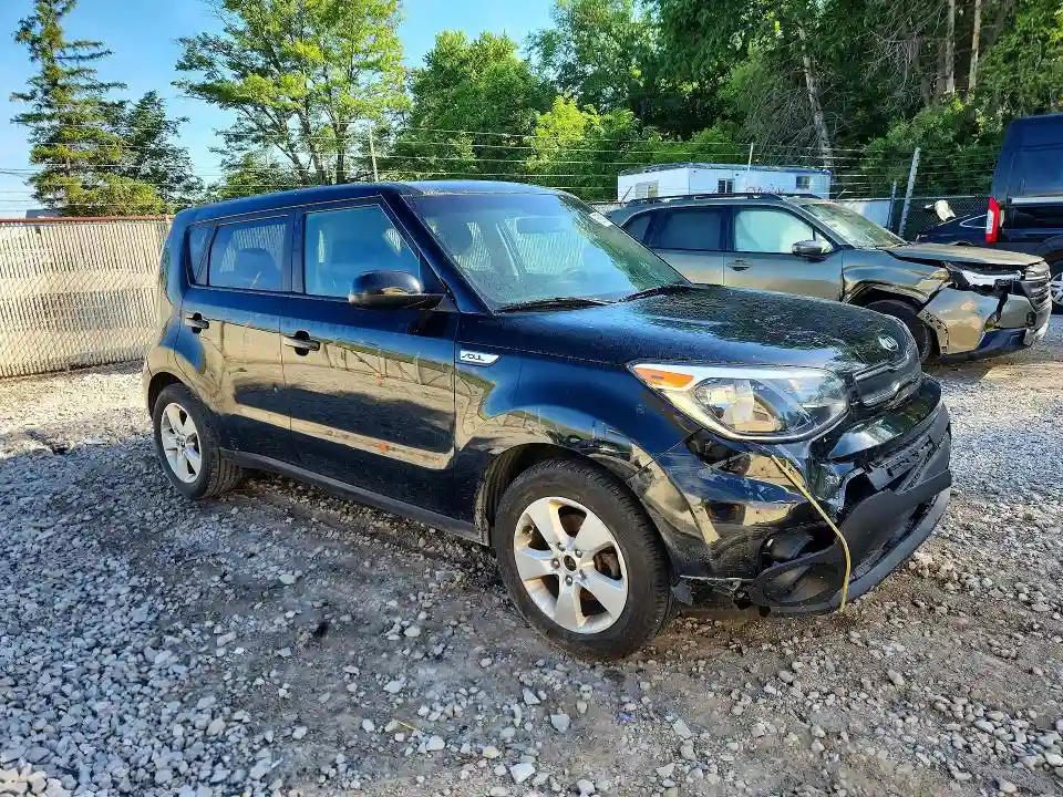 KNDJN2A22J7626336 2018 KIA SOUL BASE-3