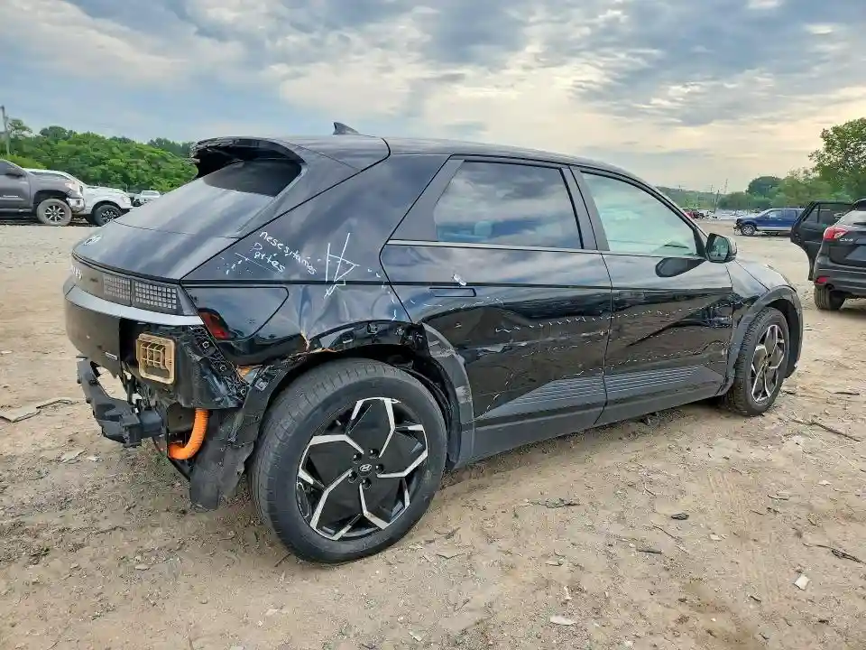 KM8KNDAF7PU218035 2023 HYUNDAI IONIQ-2