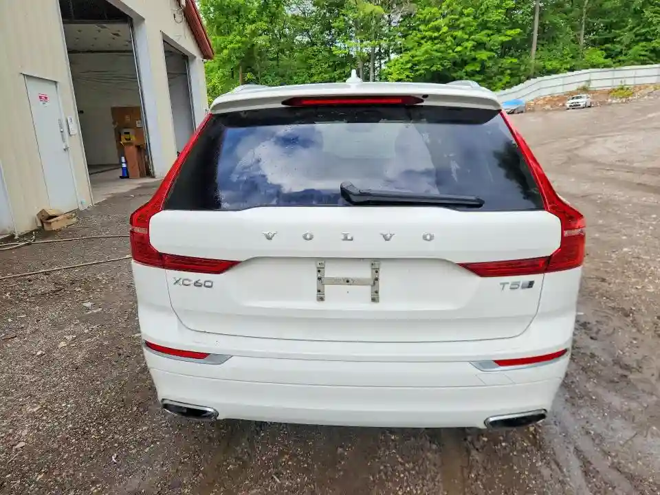YV4102RL7J1091936 2018 VOLVO XC60-5