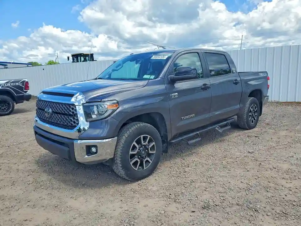 5TFDY5F19JX685079 2018 TOYOTA TUNDRA-0