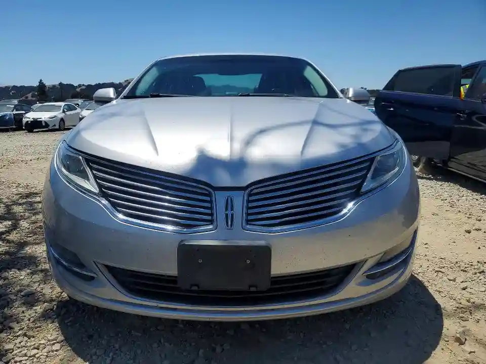 3LN6L2G92FR606728 2015 LINCOLN MKZ-4