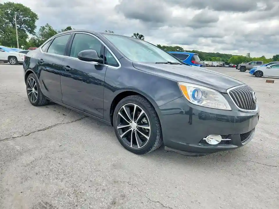 1G4PR5SK7H4105120 2017 BUICK VERANO-3