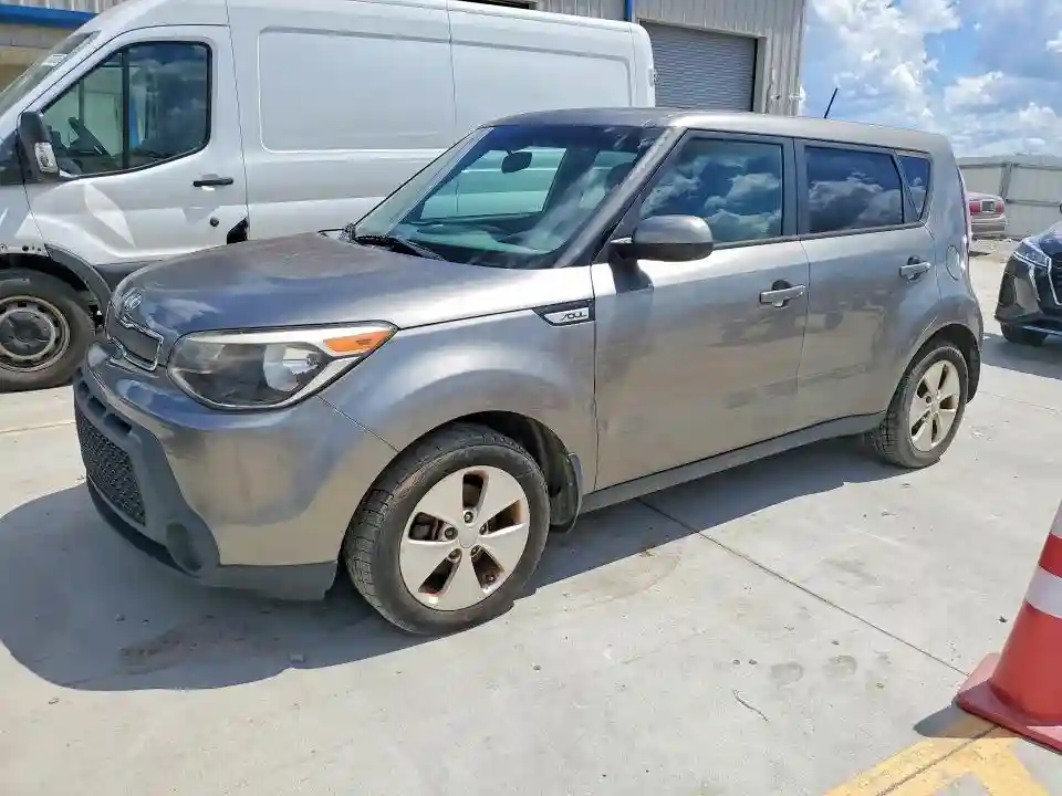 KNDJN2A22F7212447 2015 KIA SOUL BASE-0
