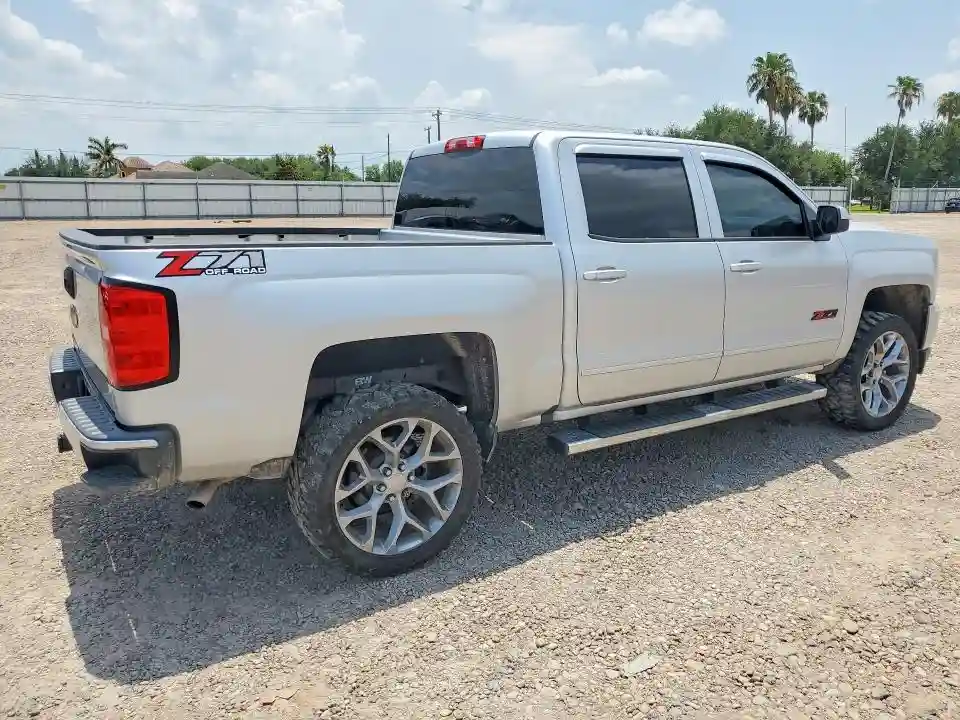 3GCUKREC7JG255695 2018 CHEVROLET SILVERADO-2