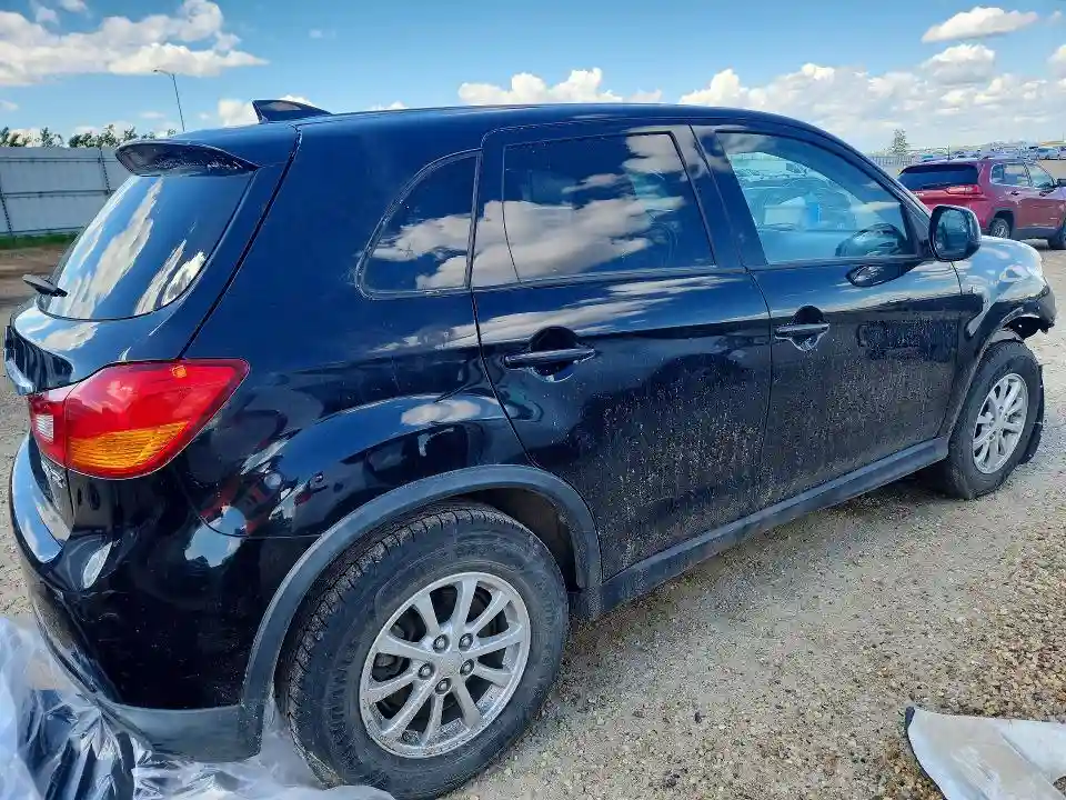 JA4AJ3AU5HZ604326 2017 MITSUBISHI OUTLANDER-2