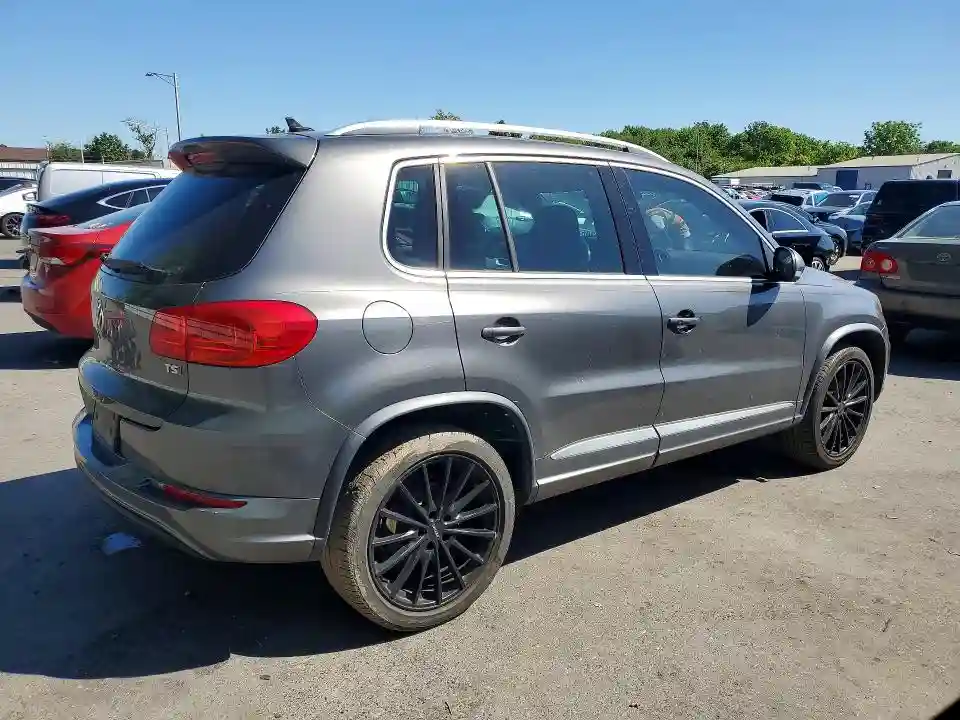 WVGAV7AX6GW084533 2016 VOLKSWAGEN TIGUAN-2