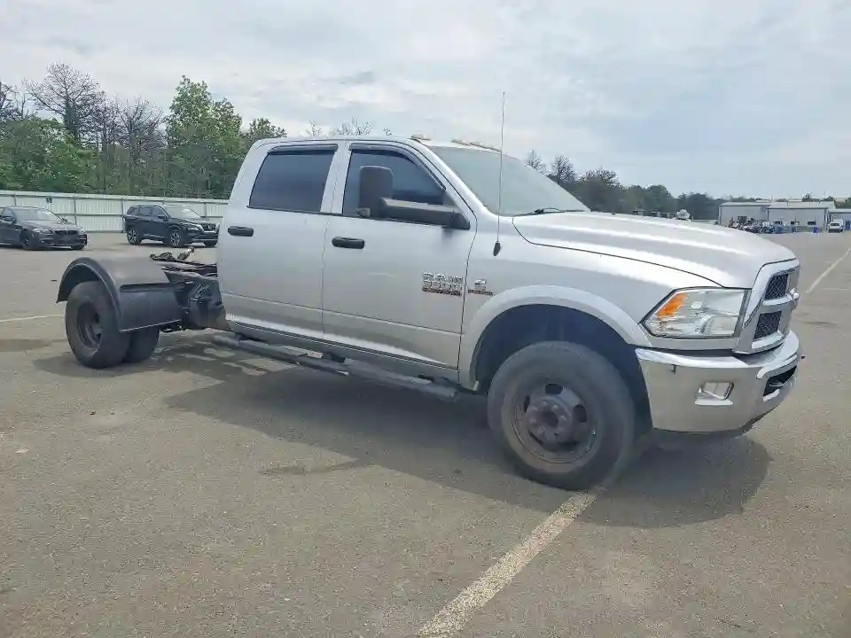 3C7WRTCL9FG592898 2015 RAM 3500-3
