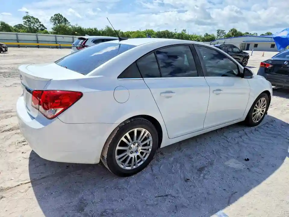 1G1PH5SB2D7273076 2013 CHEVROLET CRUZE-2