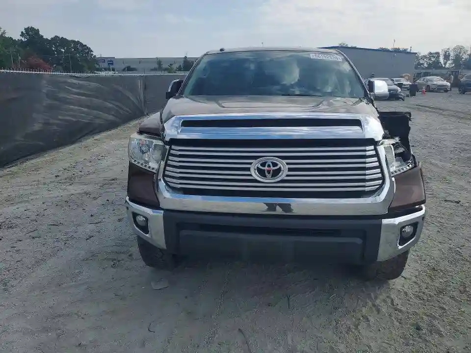 5TFHW5F10HX656961 2017 TOYOTA TUNDRA-4