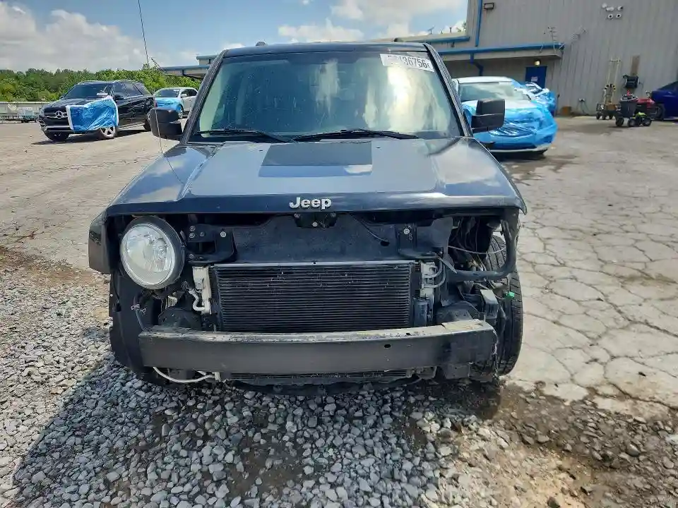 1C4NJPBA2HD131646 2017 JEEP PATRIOT-4