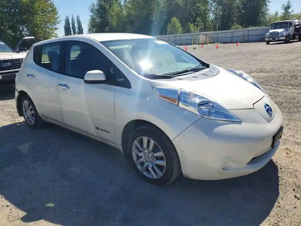 1N4AZ0CP1GC311048 2016 NISSAN LEAF-3