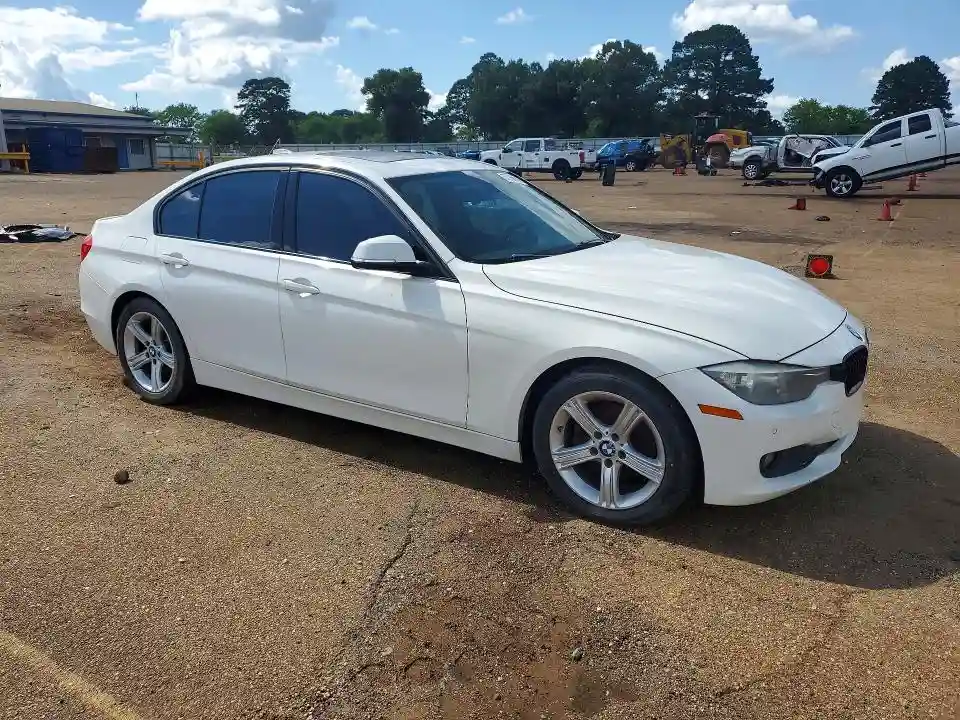 WBA3B1G51FNT07409 2015 BMW 3 SERIES-3