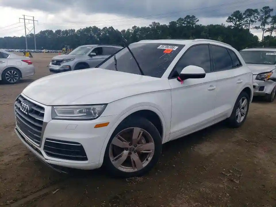 WA1ANAFY8J2008565 2018 AUDI Q5-0