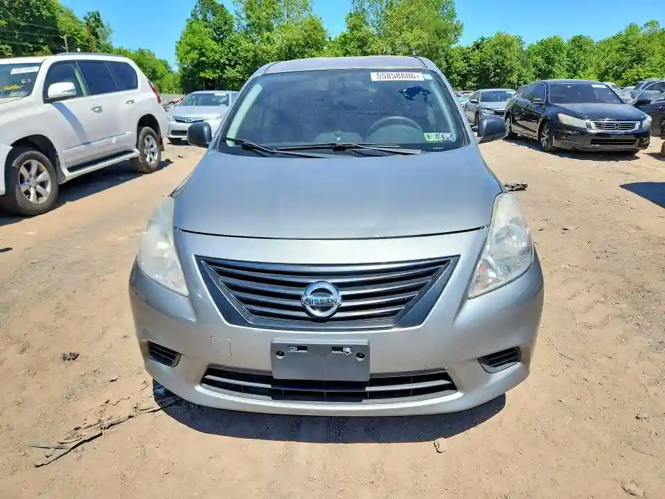 3N1CN7AP5DL883754 2013 NISSAN VERSA-4