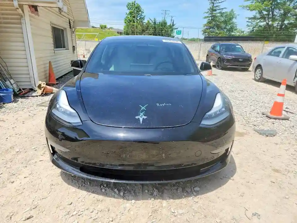 5YJ3E1EB3LF639025 2020 TESLA MODEL 3-4