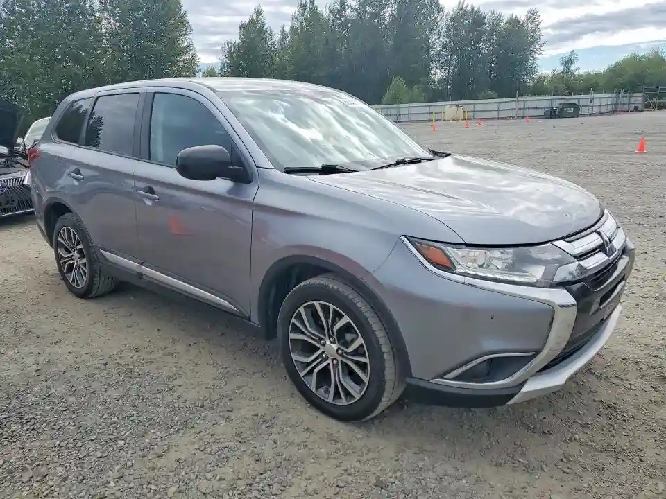 JA4AZ2A31HZ027112 2017 MITSUBISHI OUTLANDER-3