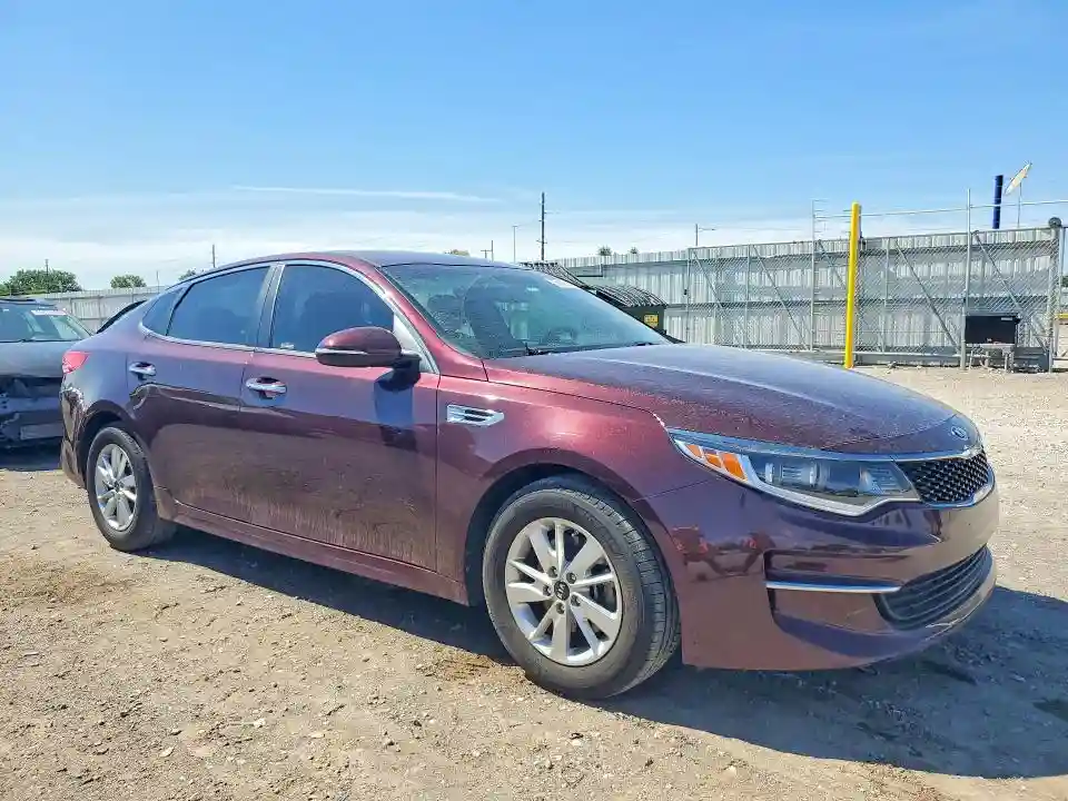 5XXGT4L38JG214477 2018 KIA OPTIMA-3