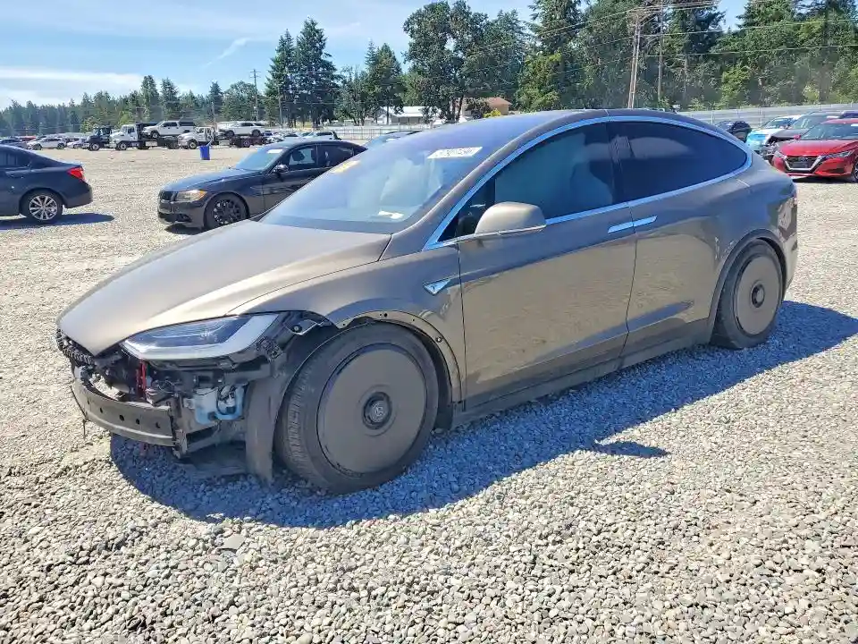 5YJXCAE48GF000461 2016 TESLA MODEL X-0