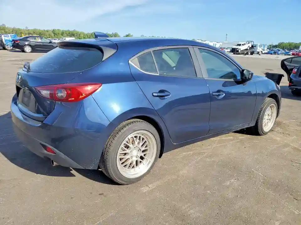 3MZBM1M77GM265240 2016 MAZDA 3-2