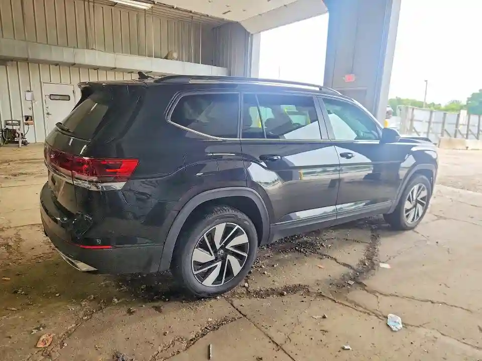 1V2WN2CA0TC529302 2026 VOLKSWAGEN ATLAS-2