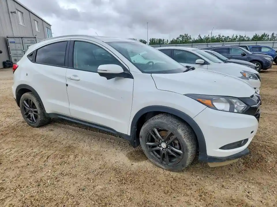 3CZRU6H7XJM104410 2018 HONDA HR-V-3