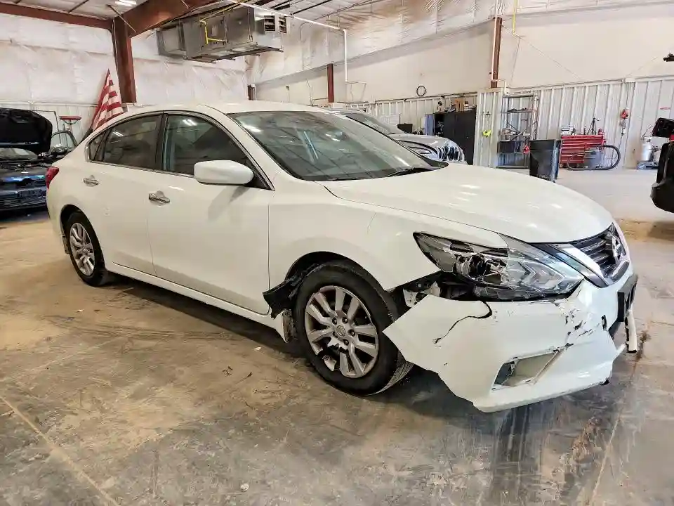 1N4AL3APXHC480993 2017 NISSAN ALTIMA-3