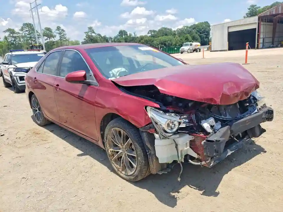 4T1BF1FK9HU674184 2017 TOYOTA CAMRY-3