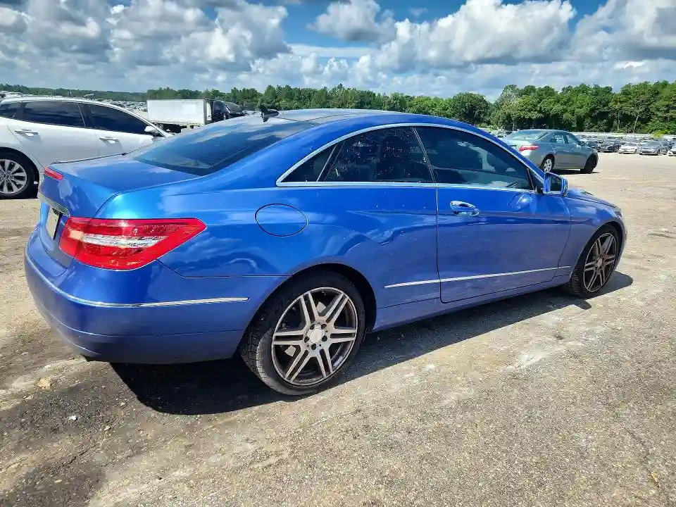WDDKJ5GB3BF070365 2011 MERCEDES-BENZ E-CLASS-2