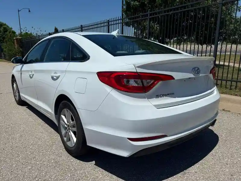 5NPE24AF7GH265764 2016 HYUNDAI SONATA-2