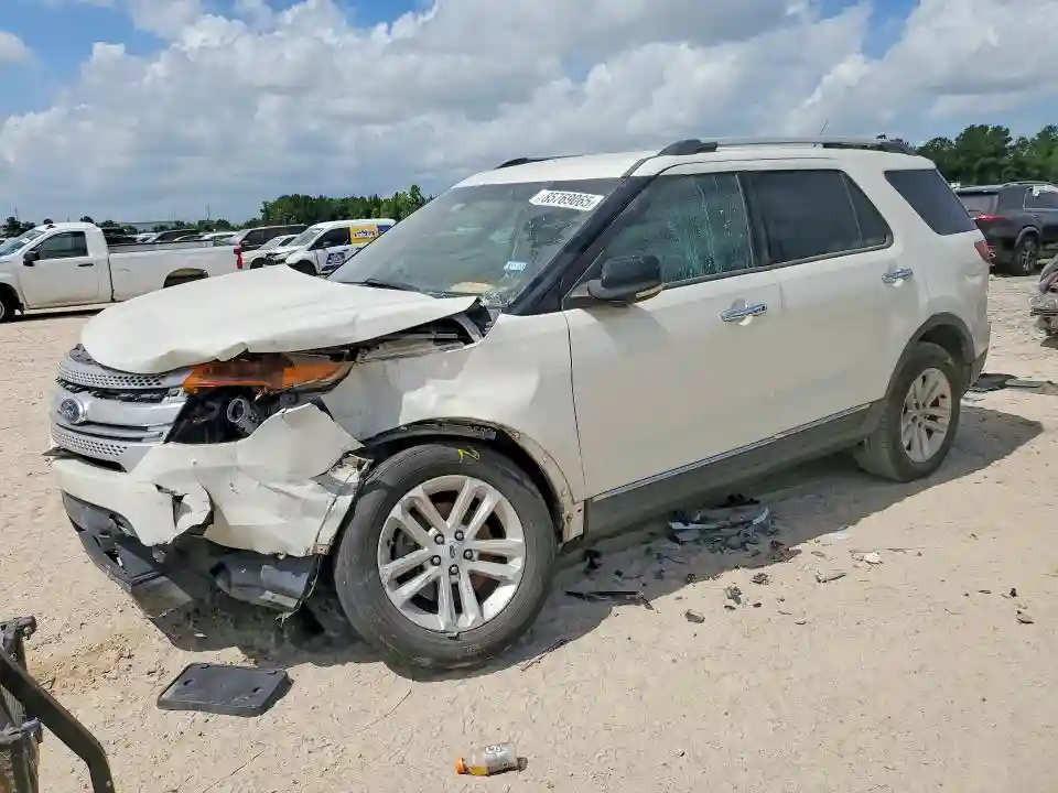 1FMHK8D80CGA85389 2012 FORD EXPLORER X-0