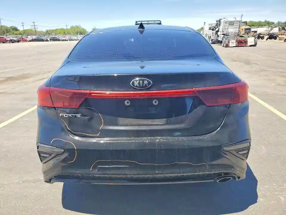 3KPF24AD0LE231005 2020 KIA FORTE LXS-5