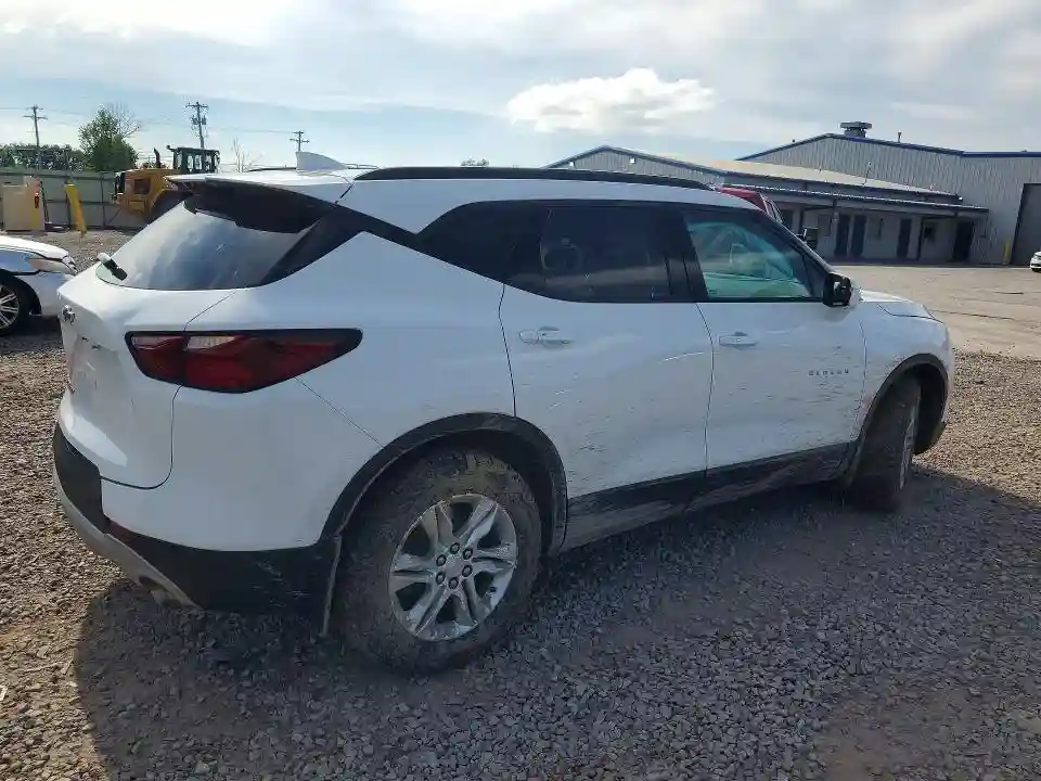 3GNKBJRS7MS518464 2021 CHEVROLET BLAZER-2