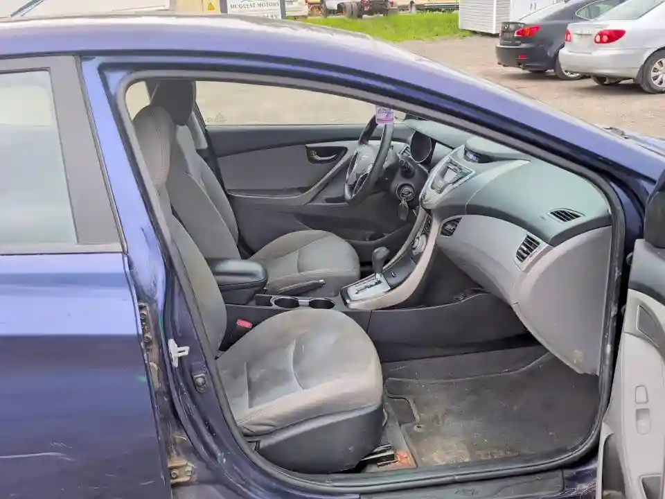 5NPDH4AE2CH116240 2012 HYUNDAI ELANTRA-4