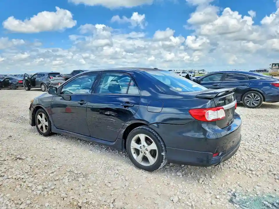 5YFBU4EE9CP036076 2012 TOYOTA COROLLA-1