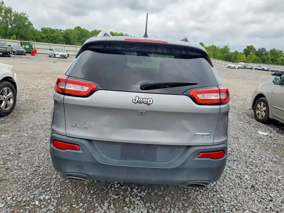 1C4PJMCS3HW596780 2017 JEEP CHEROKEE-5