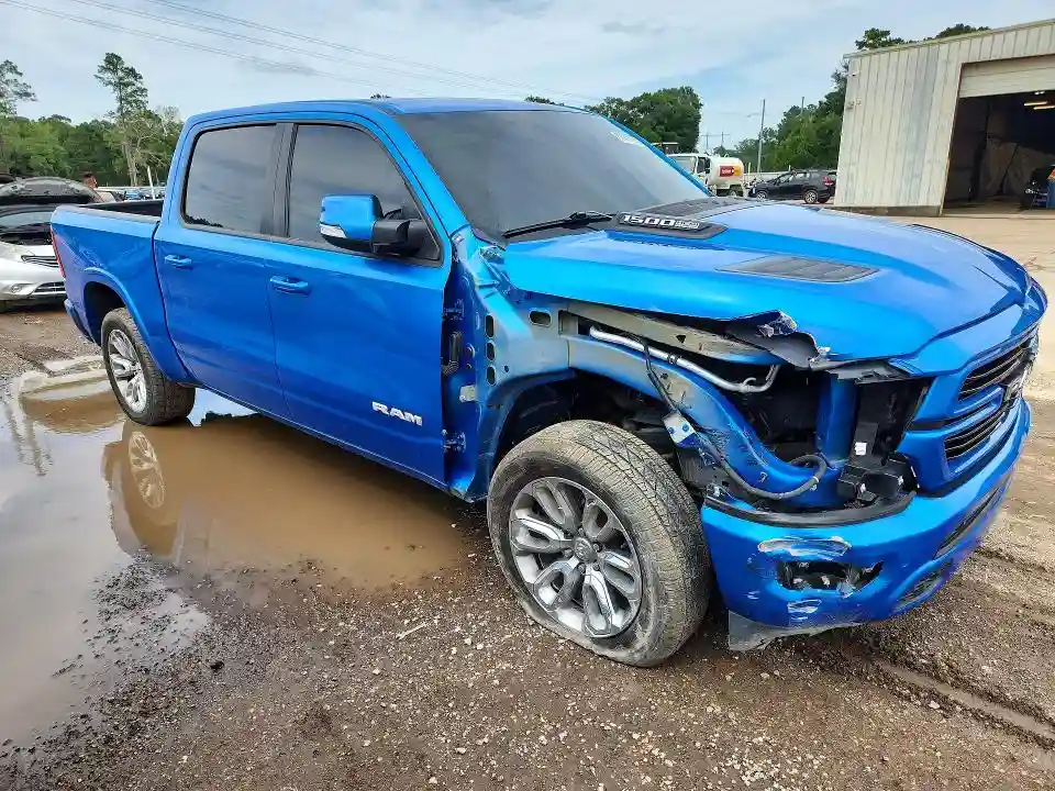 1C6RREJT4NN169636 2022 RAM 1500-3