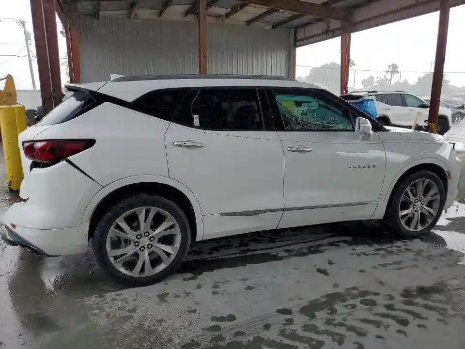 3GNKBKRS6KS585155 2019 CHEVROLET BLAZER-2
