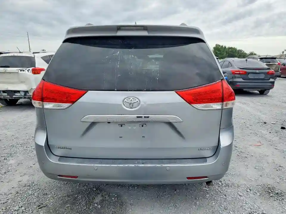 5TDYK3DC6DS327007 2013 TOYOTA SIENNA-5