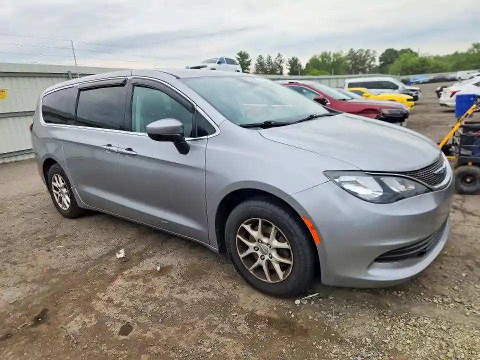 2C4RC1DG4HR610304 2017 CHRYSLER PACIFICA-3