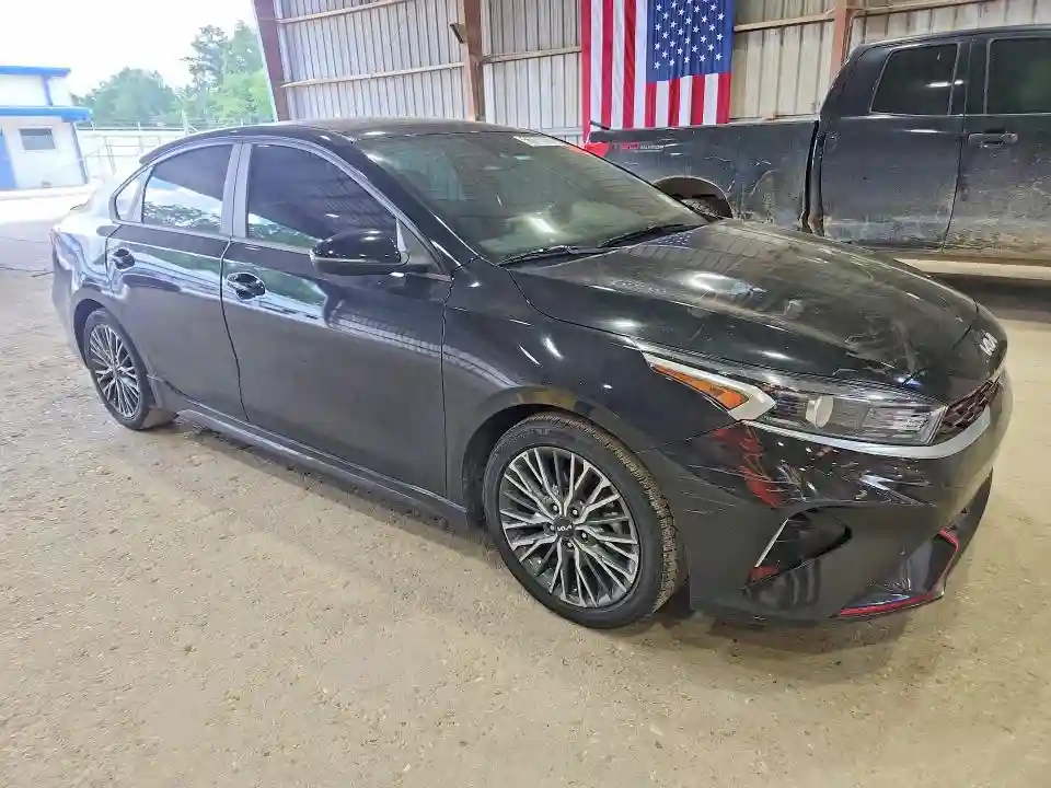 3KPF54AD6RE691317 2024 KIA FORTE-3
