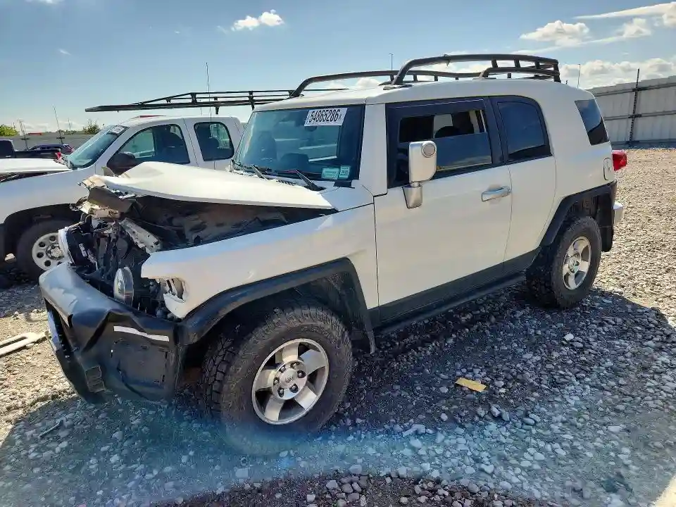 JTEBU4BF0AK079211 2010 TOYOTA FJ CRUISER-0