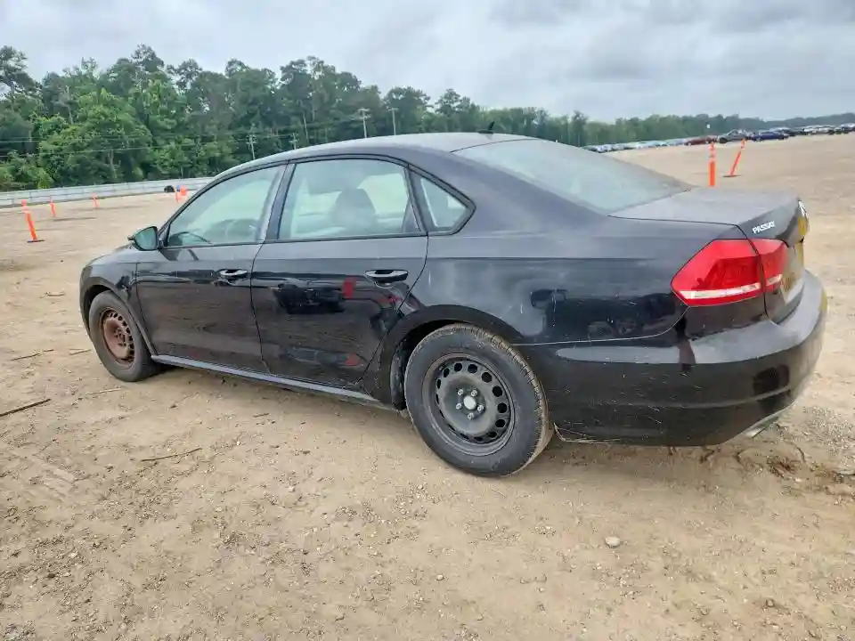 1VWAH7A33CC033508 2012 VOLKSWAGEN PASSAT-1