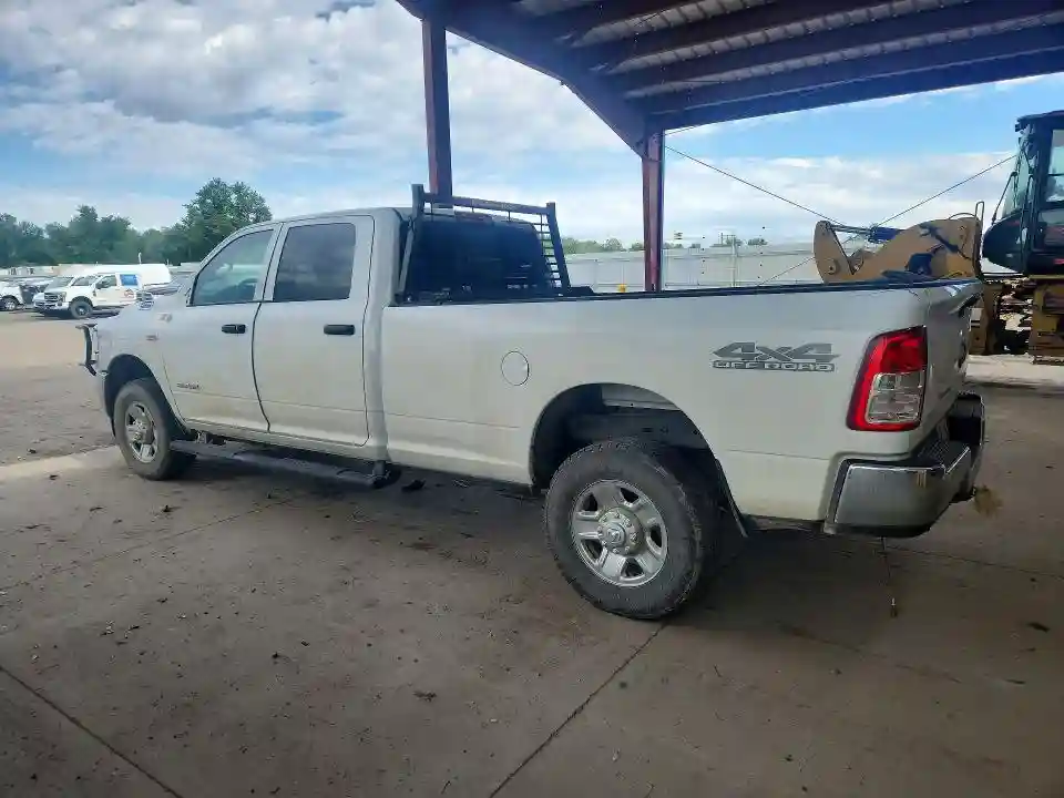 3C6UR5HJ3NG438281 2022 RAM 2500-1