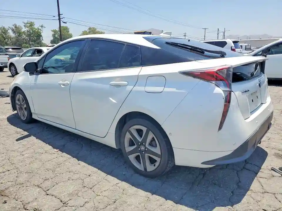 JTDKARFUXG3020897 2016 TOYOTA PRIUS-1