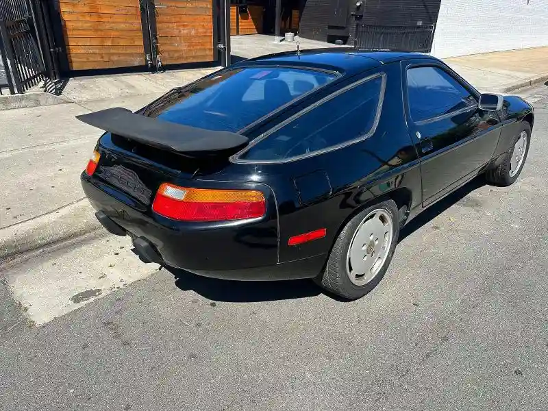 WP0JB0921HS861805 1987 PORSCHE 928-3
